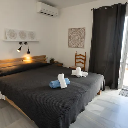 Дом отдыха Urb. Alhambra 3 *